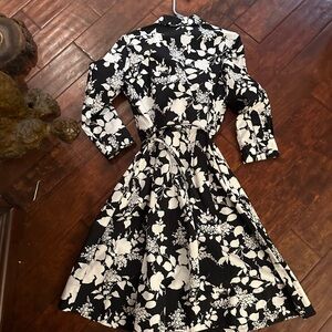 CHIC ELEGANT Oscar de la Renta floral shirtdress size 10